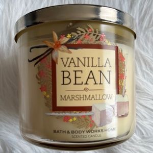 Bath and Body Works Vanilla Bean Marshmallow 3-Wick Candle